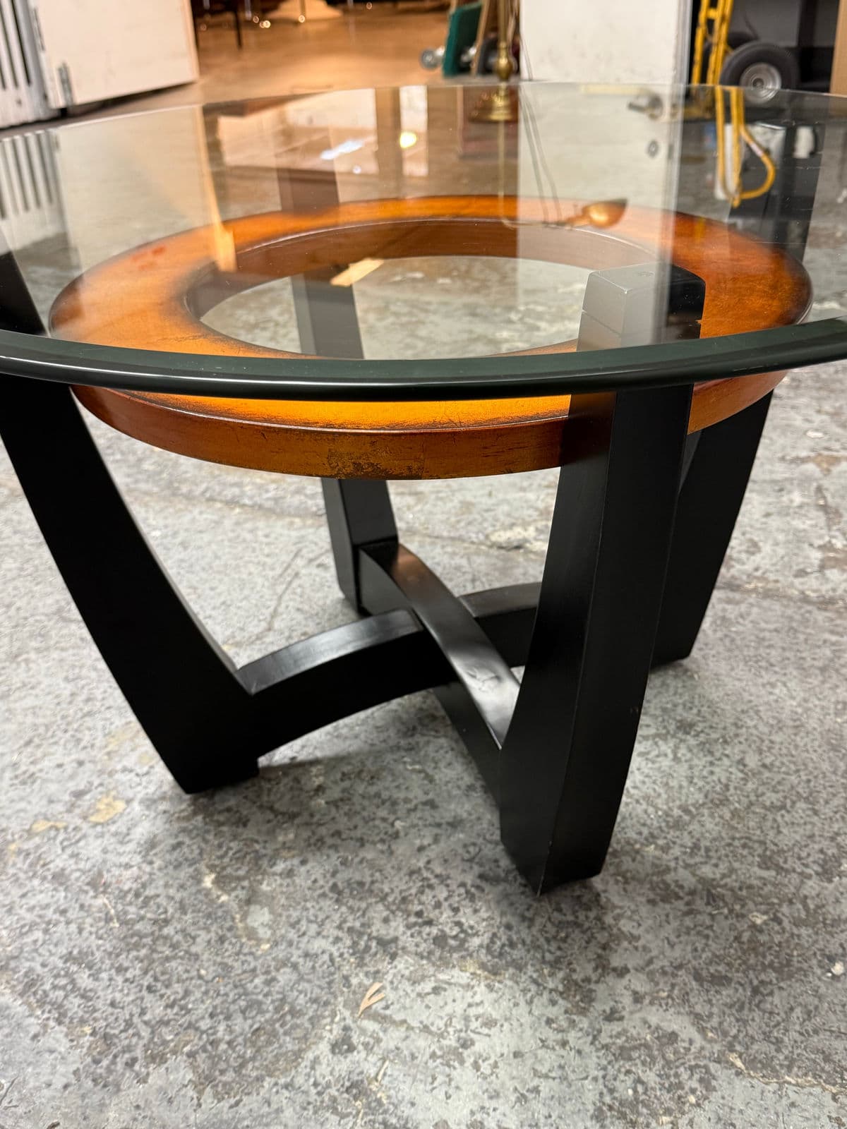 Bassett Mirror Company Elation Round Coffee Table - Thumbnail 11