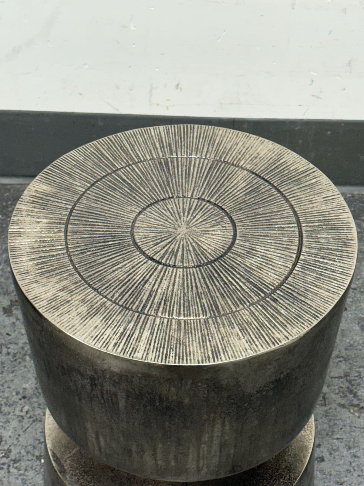 Moe's Home Victor Side Table/Stool - Thumbnail 3