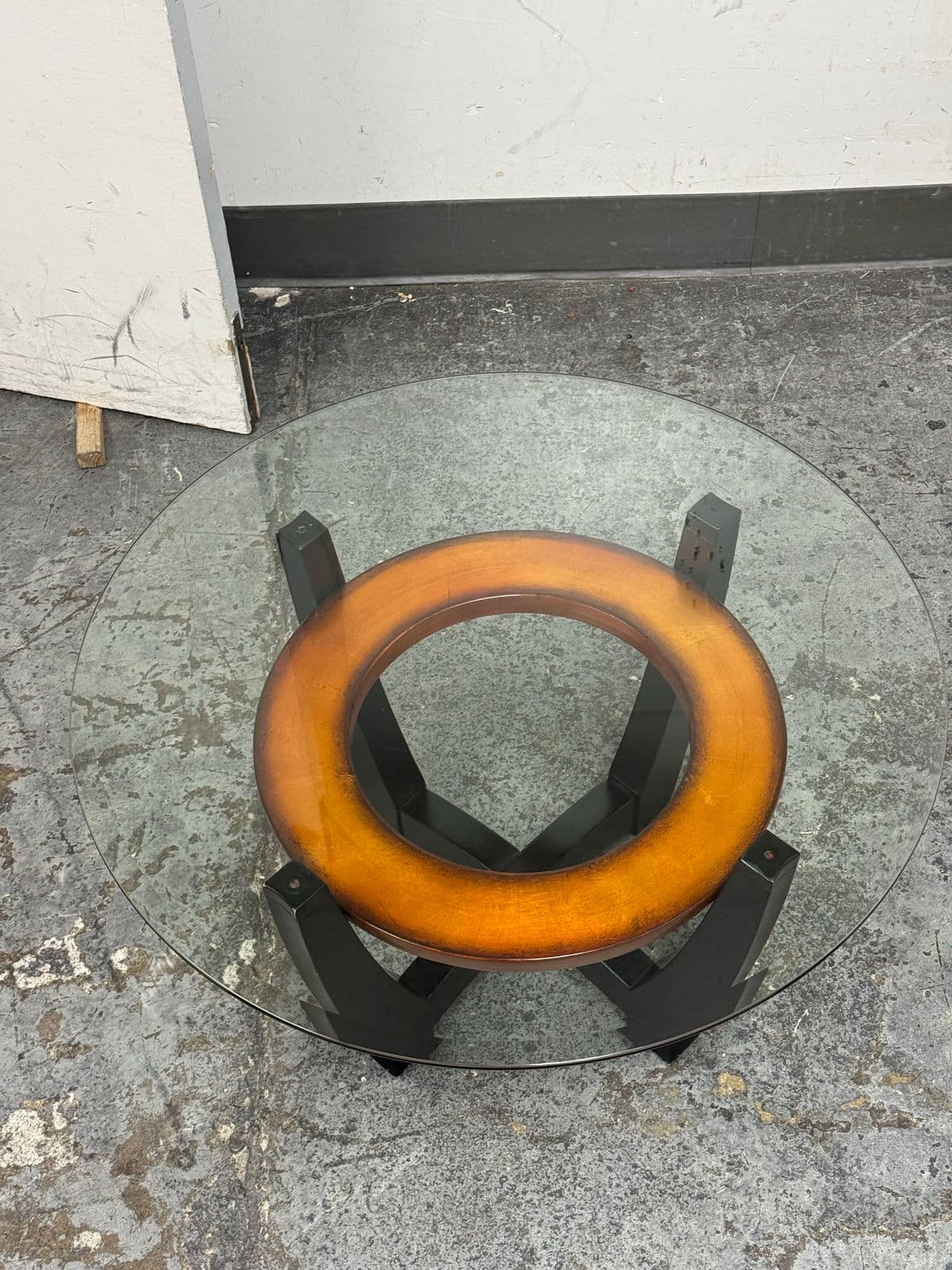 Bassett Mirror Company Elation Round Coffee Table - Thumbnail 6