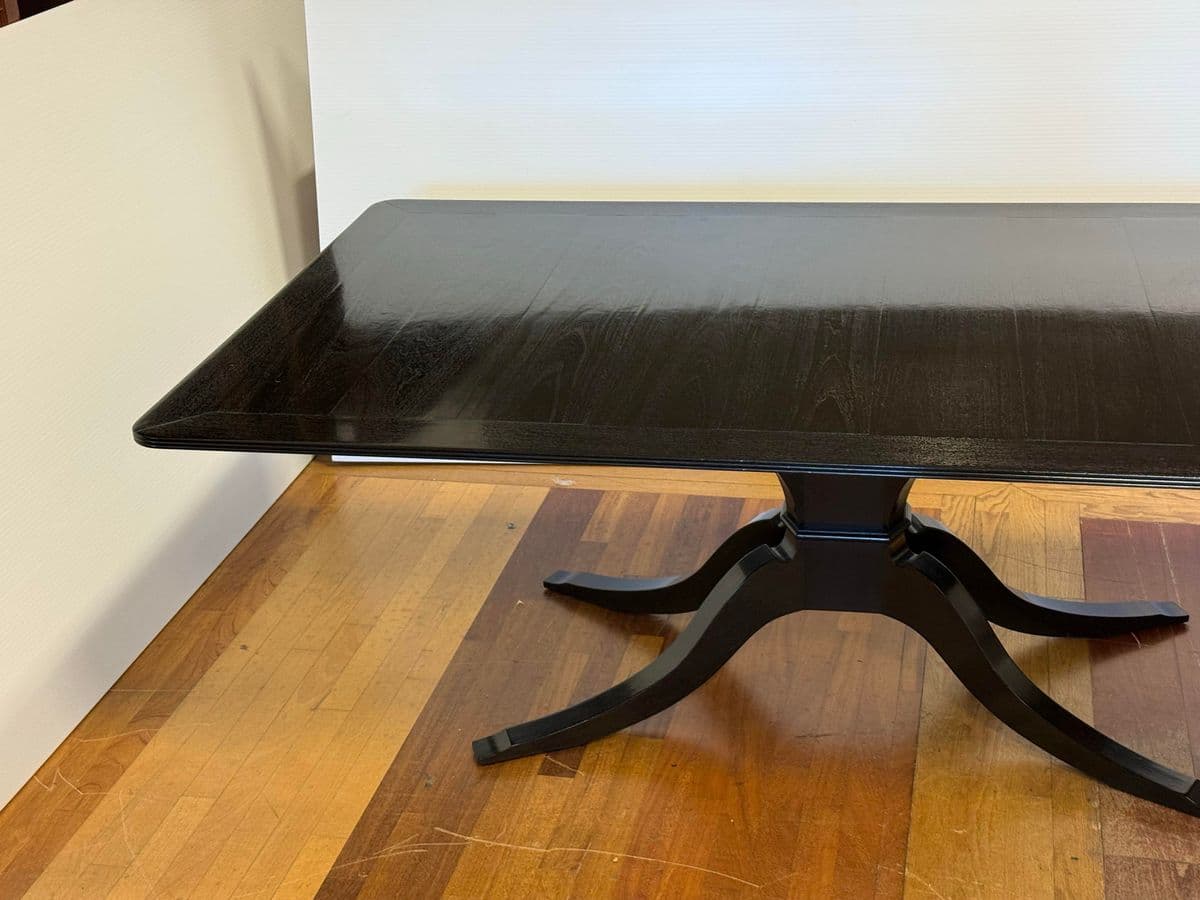 Rose Tarlow Pickwick Dining Table - Thumbnail 10