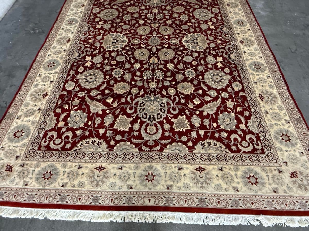 9ft 2in X 11ft 10in Kashan Persian Wool Area Rug - Thumbnail 9