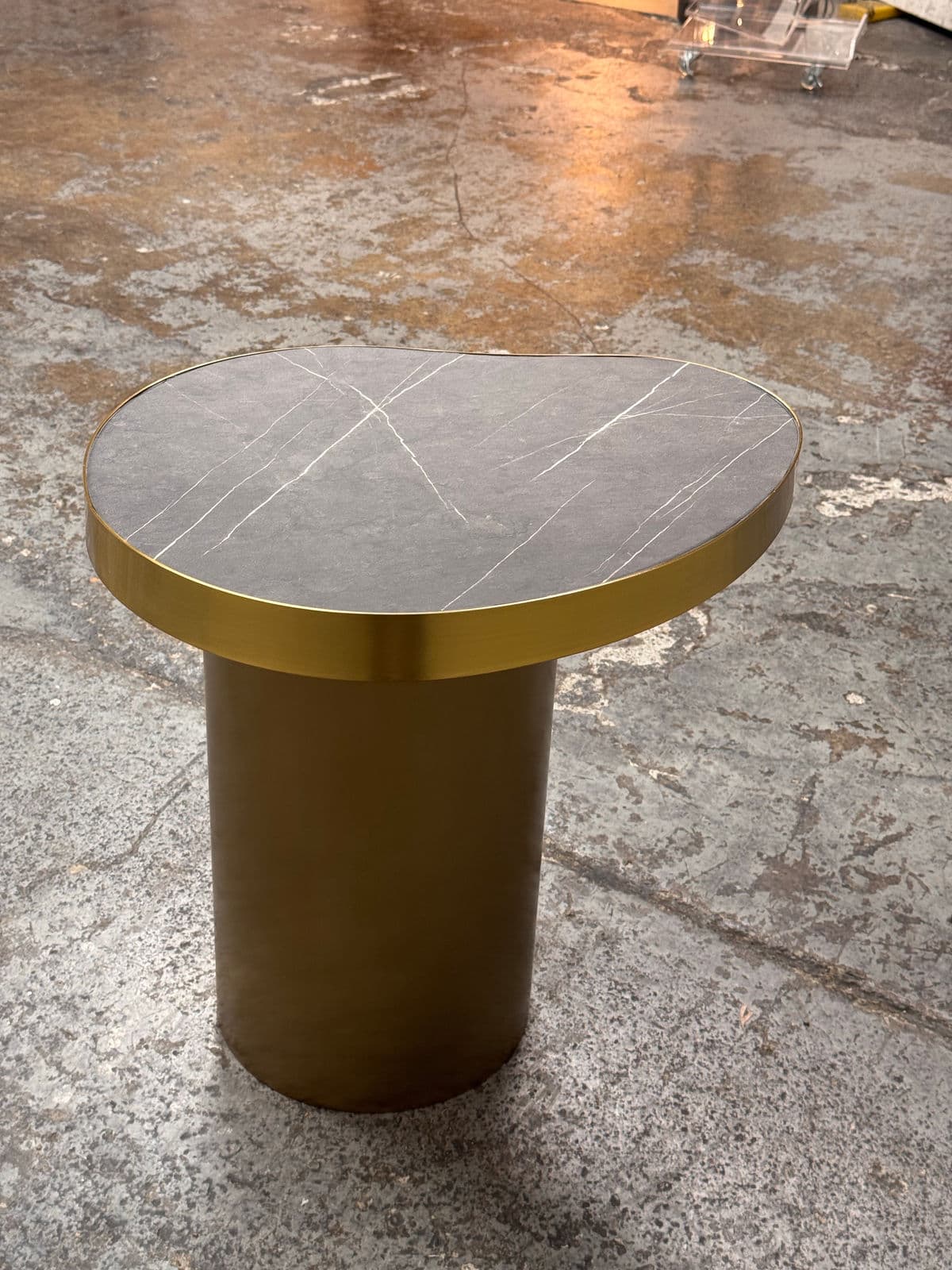 Michael Oren Design Marquina Marble Kidney Side Table - Thumbnail 9