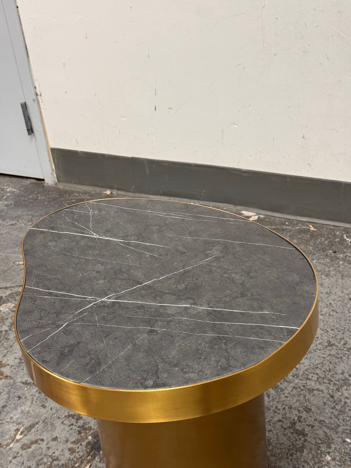 Michael Oren Design Marquina Marble Kidney Side Table - Thumbnail 11