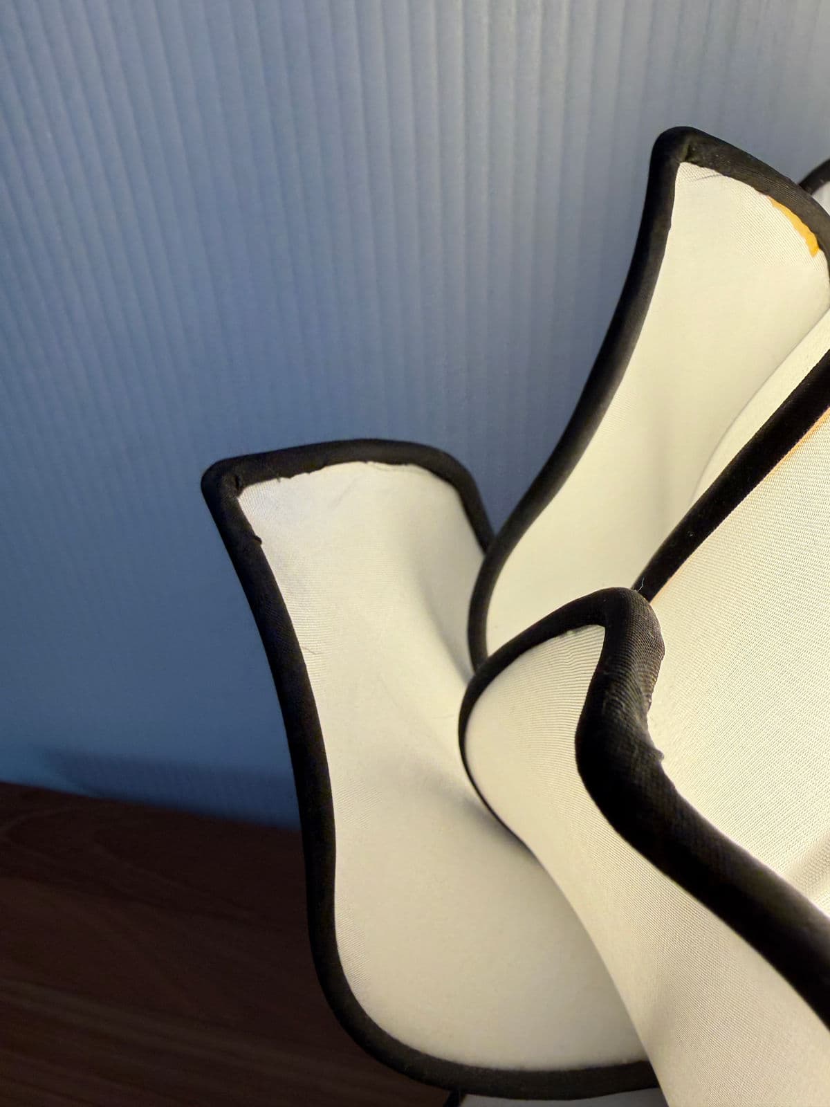 Om Gallery Baby Blooming Lotus Table Lamp - Thumbnail 10