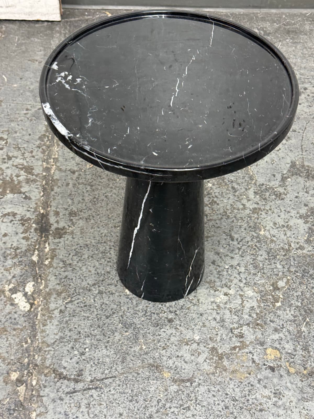 Michael Oren Designs Marquina Marble Pedestal Side Table - Thumbnail 10