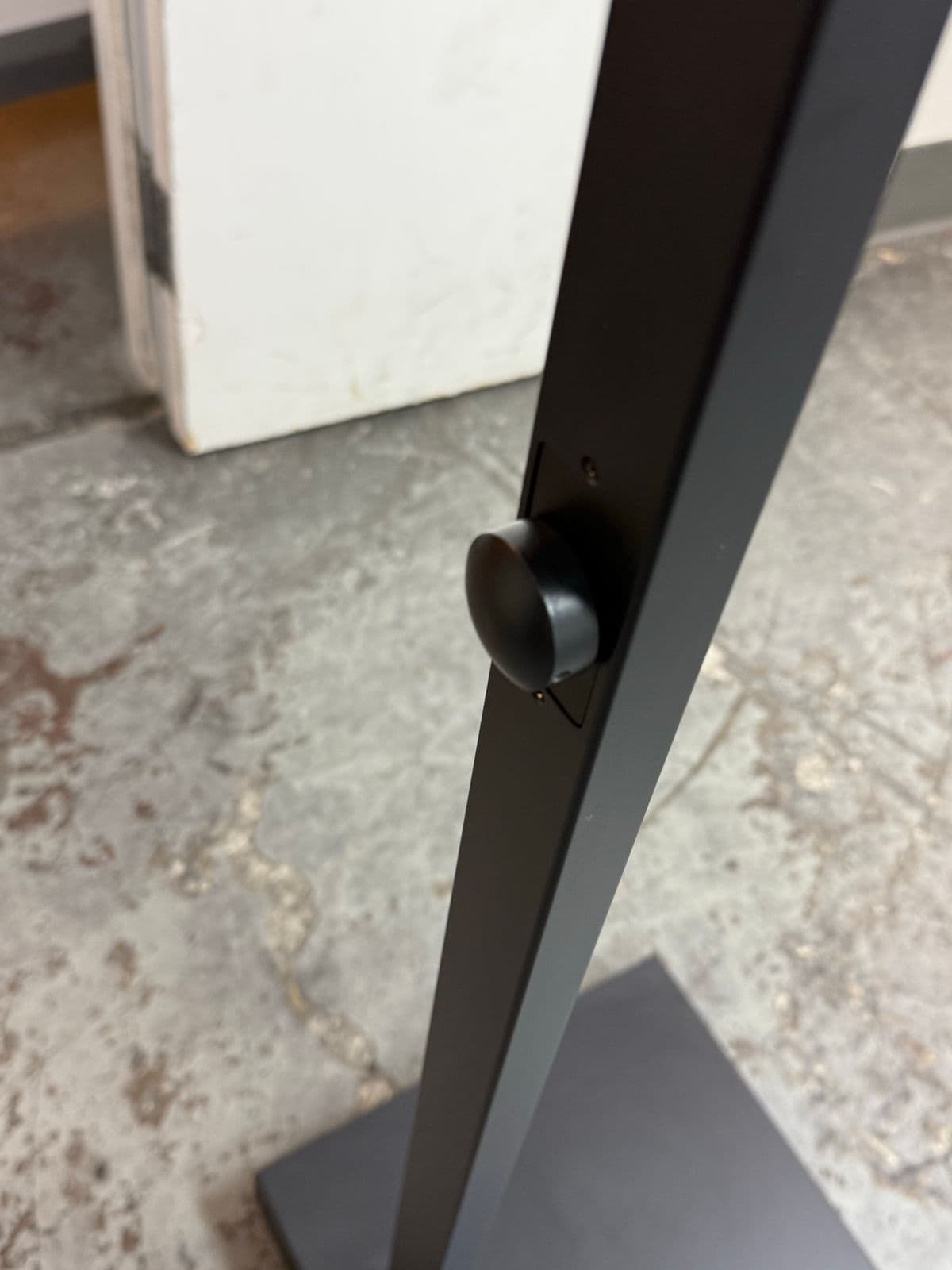 Room & Board Clarkson Floor Lamp - Thumbnail 12