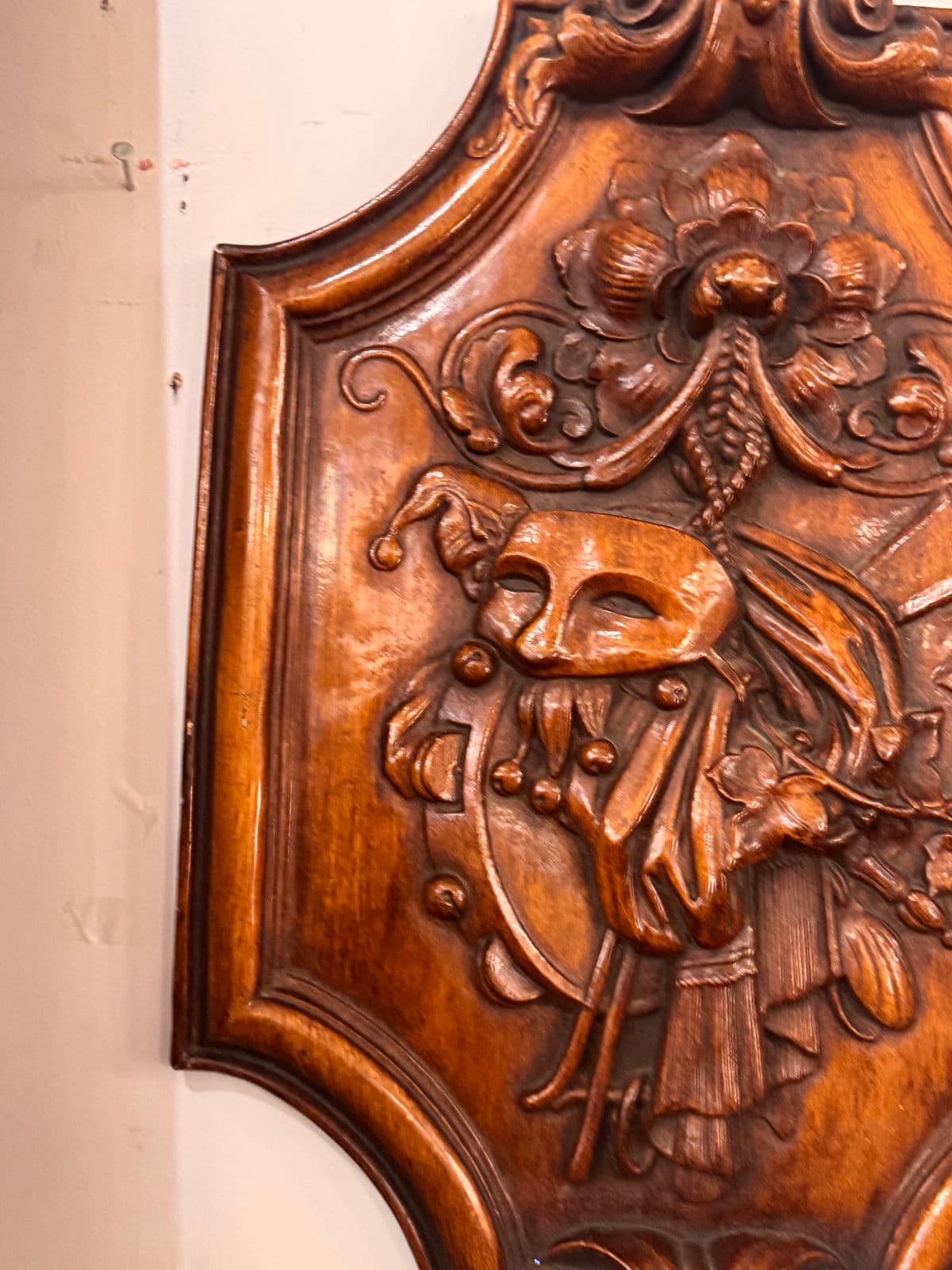 Antique Ceramic Masquerade Shield Wall Hanging - Thumbnail 9