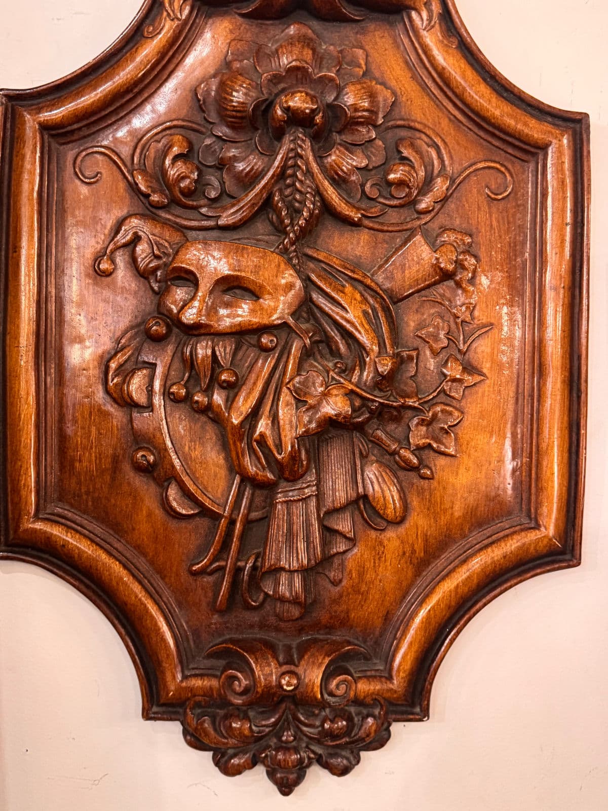 Antique Ceramic Masquerade Shield Wall Hanging - Thumbnail 6