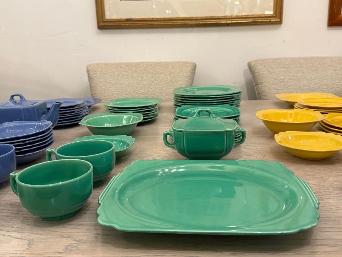 Riviera Dinnerware by Homer Laughlin Set, Circa 1930 - Thumbnail 7