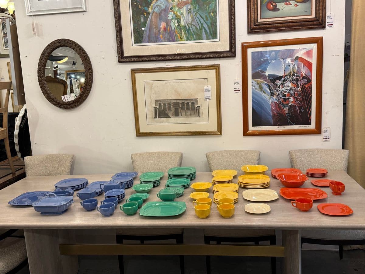 Riviera Dinnerware by Homer Laughlin Set, Circa 1930 - Thumbnail 3