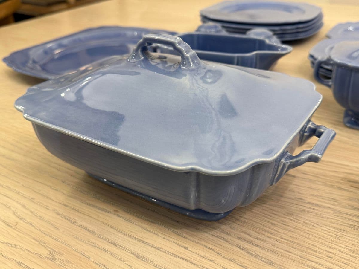 Riviera Dinnerware by Homer Laughlin Set, Circa 1930 - Thumbnail 12