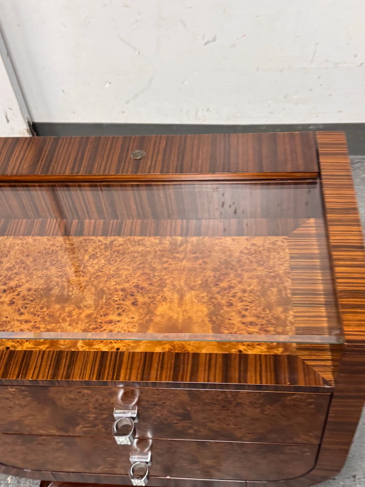 Michael Amini for Aico Cloche Nightstands, Bourbon, Pair - Thumbnail 3