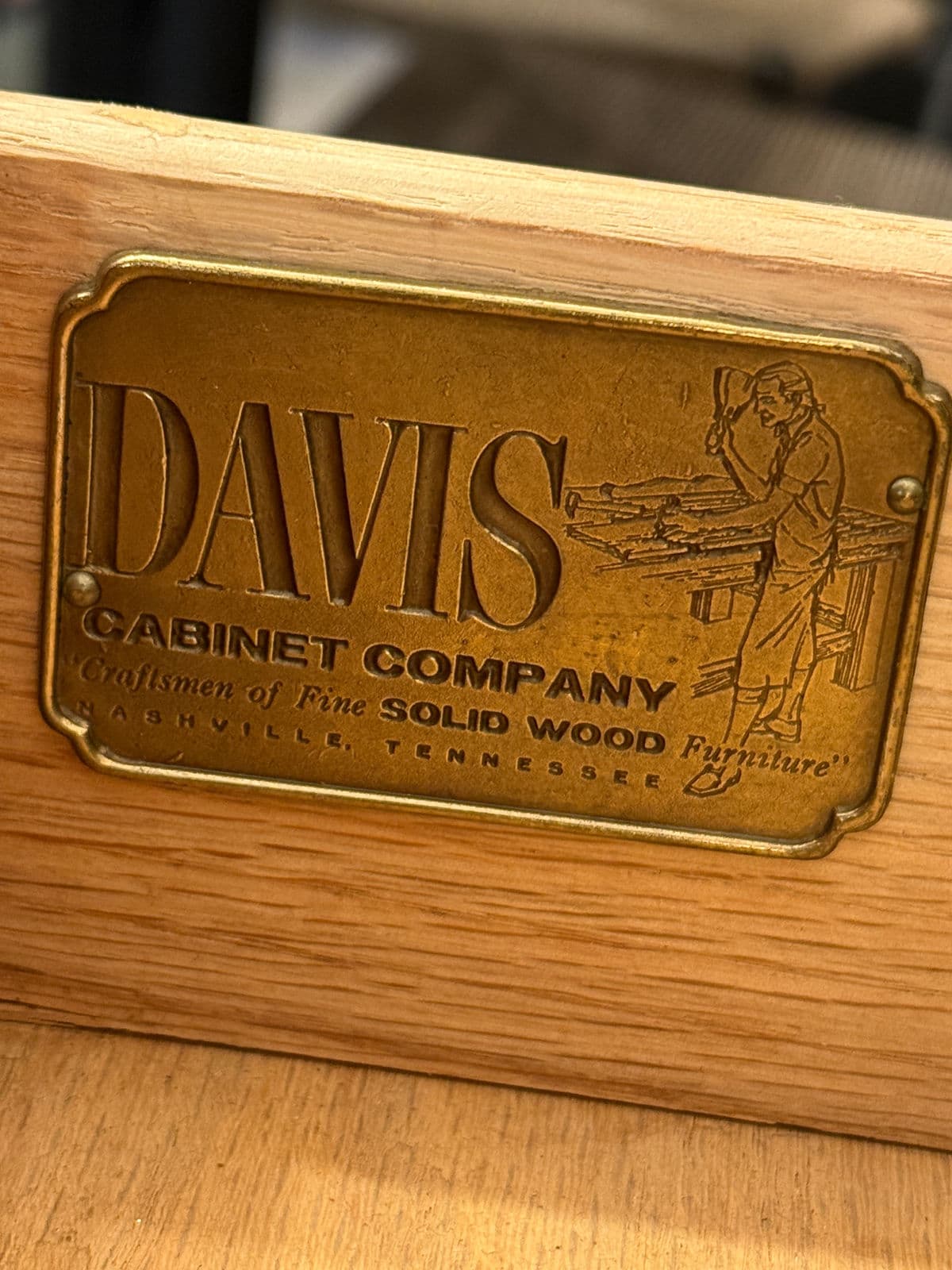 Davis Cabinet Company Mahogany Chest of Drawers - Thumbnail 10