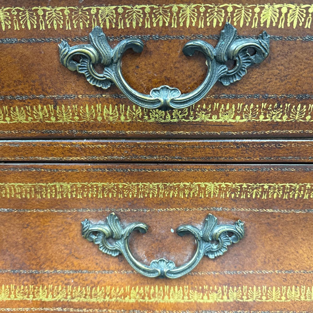 French Provincial Style Bombé Commode + Gilt Accents, Late 20th Century - Thumbnail 13