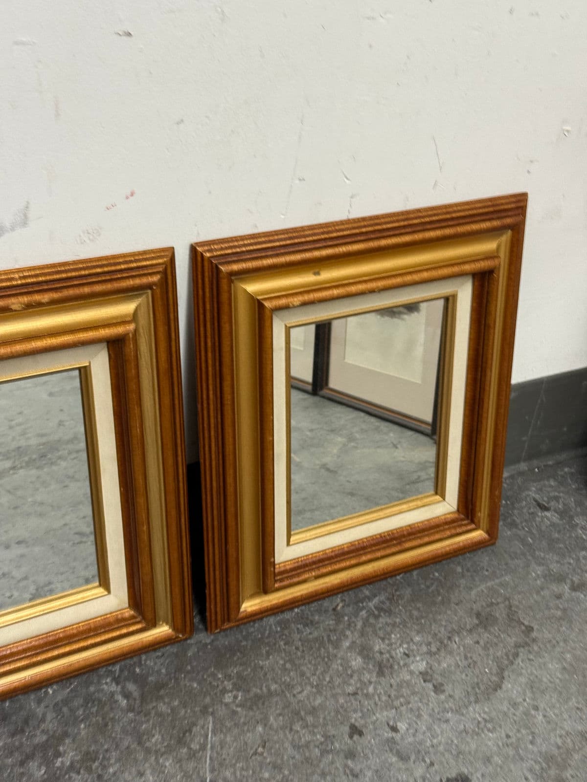 Vintage Square Giltwood Wall Mirrors, 20th Century, Pair - Thumbnail 5