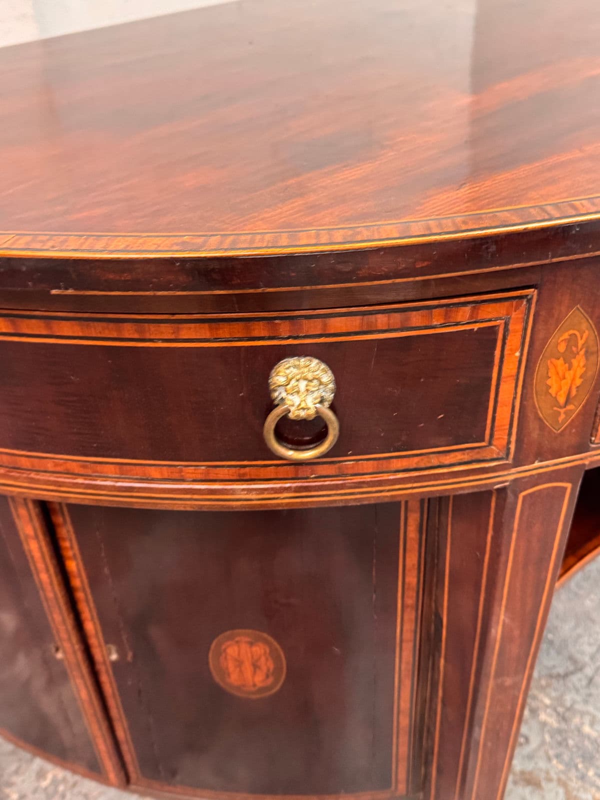 Federal Style Inlaid Mahogany Sideboard, 19th Century - Thumbnail 10