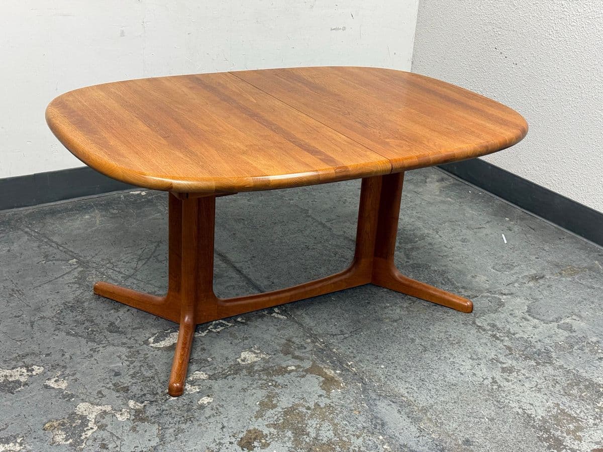 Glostrup Extension Dining Table + Six Eva Side Chairs by Niels Koefoed for Koefoeds Hornslet, Circa 1960's - Thumbnail 3