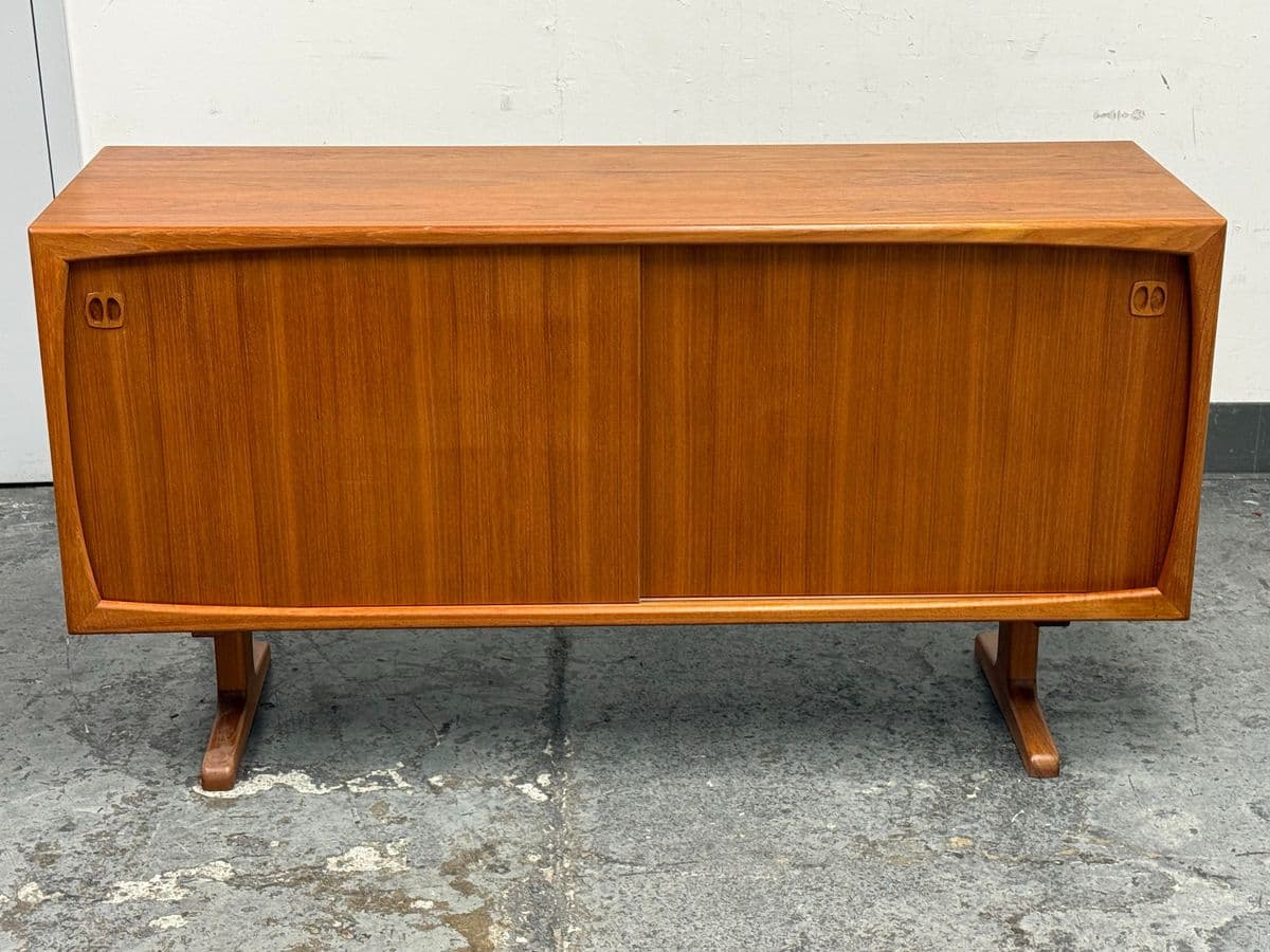 Dyrlund Danish Teak Credenza, Circa 1985 - Thumbnail 3