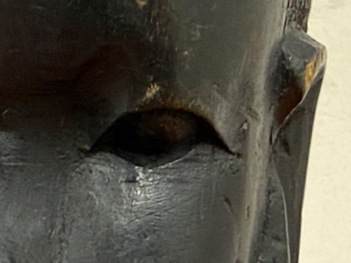 African Hand Carved Wood Head Sculpture - Thumbnail 9