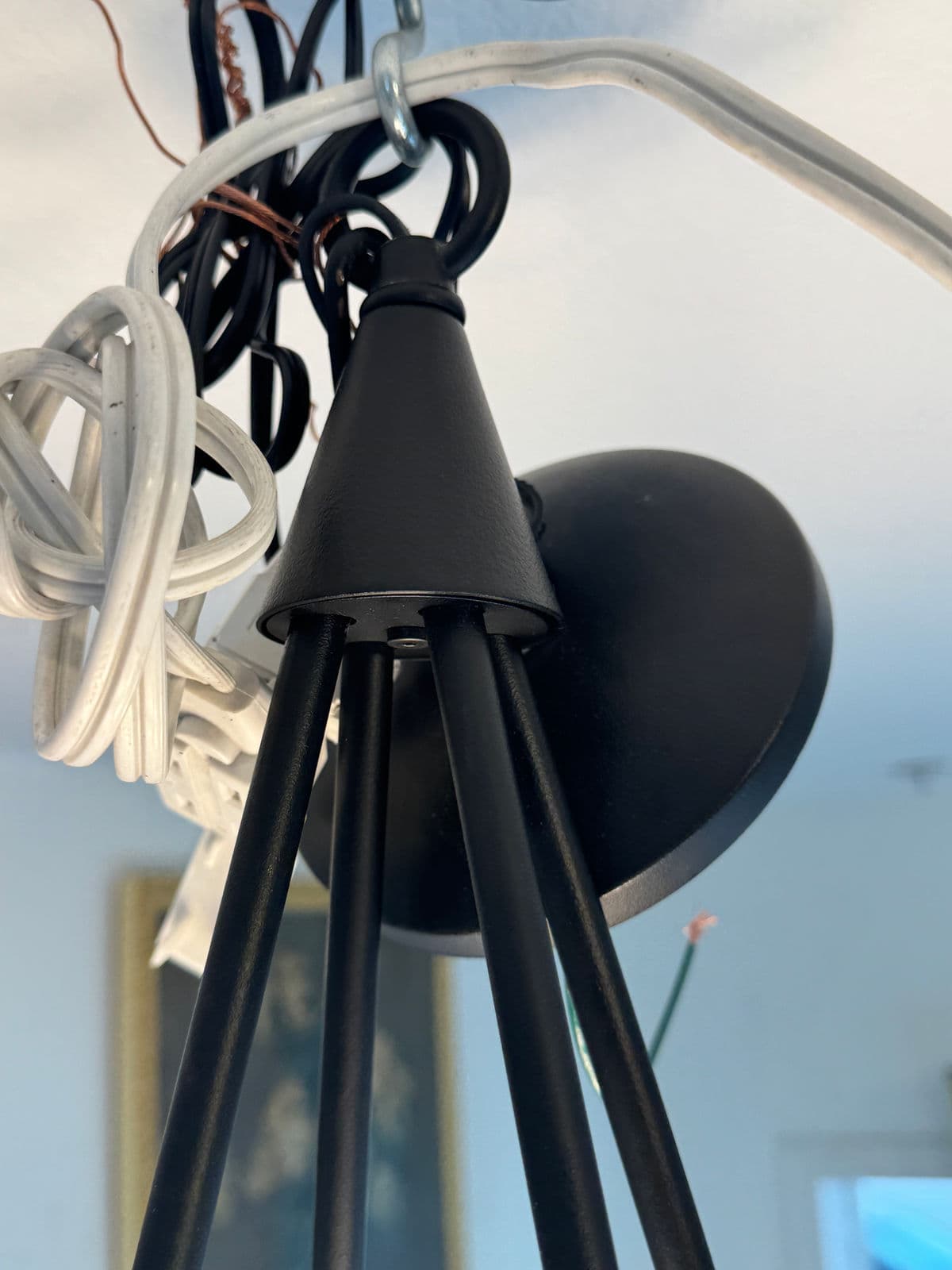 Contemporary Loop Pendant - Thumbnail 7