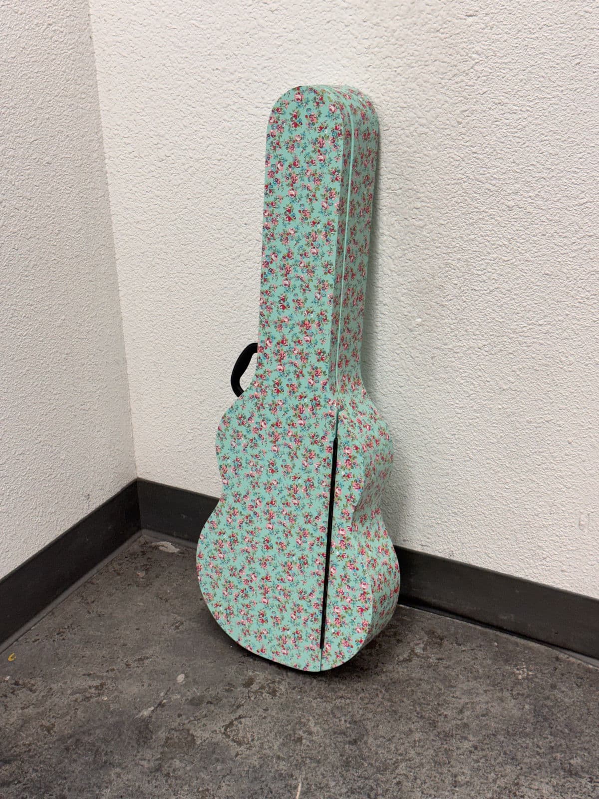 Pottery Barn Guitar Shaped Jewelry Storage Case + Mirror - Thumbnail 3