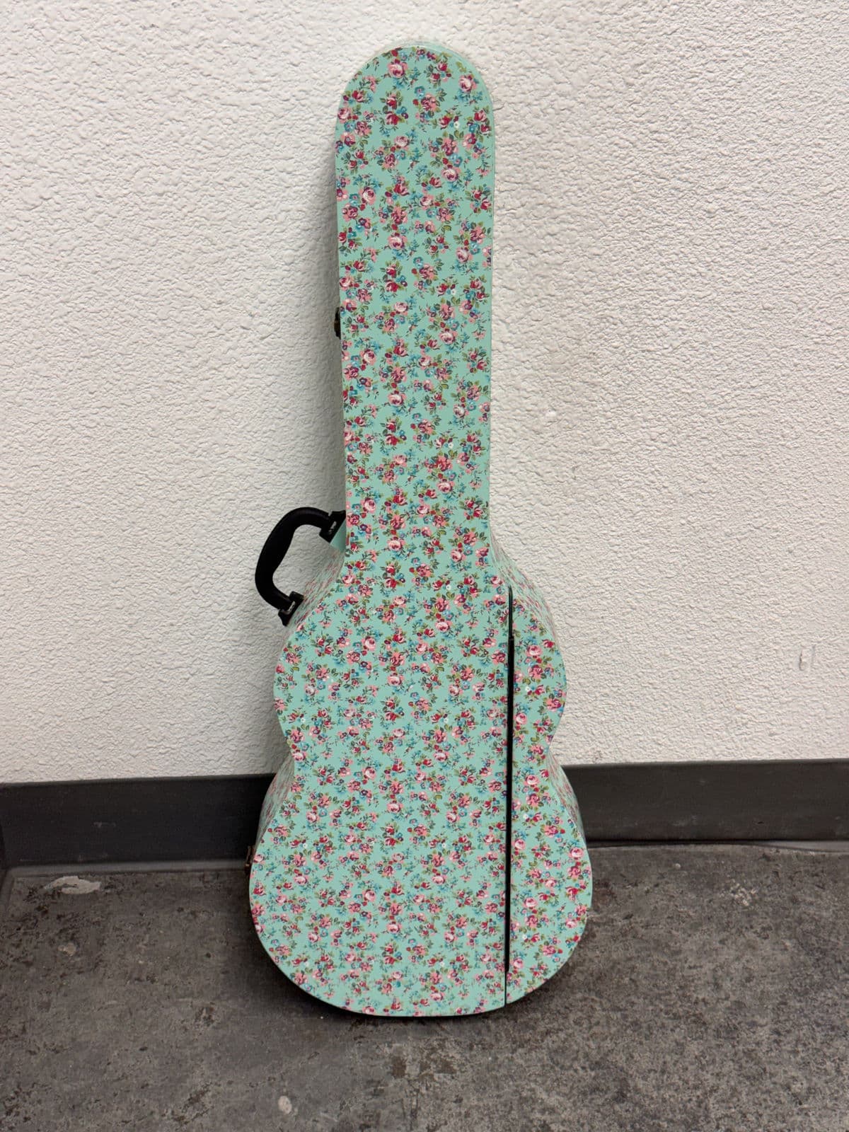 Pottery Barn Guitar Shaped Jewelry Storage Case + Mirror - Thumbnail 4