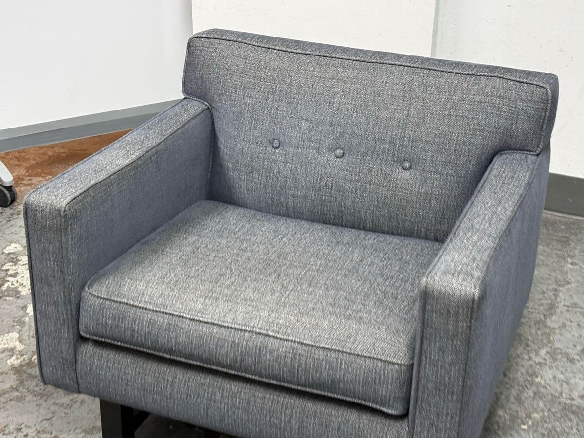 Room & Board Andre Chair - Thumbnail 10