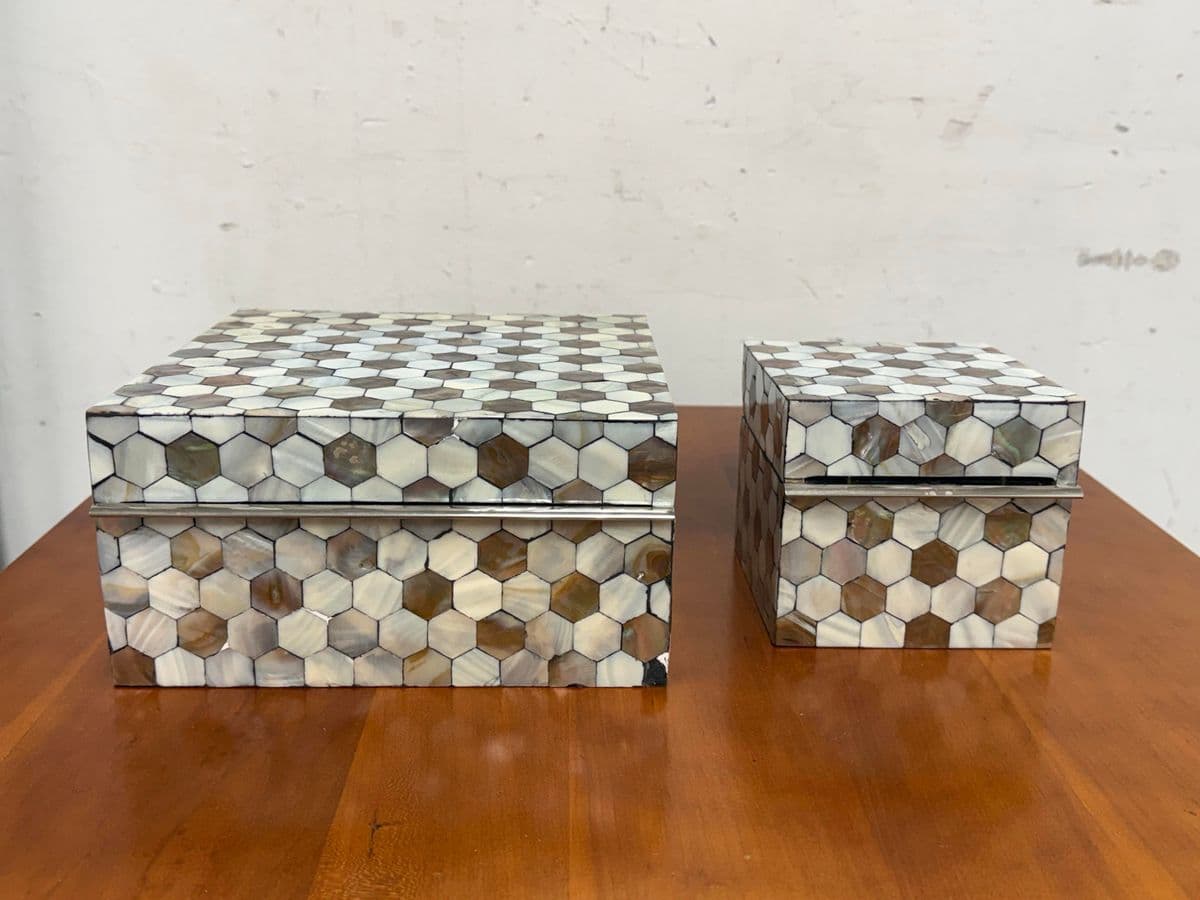 Global Views Mother of Pearl Boxes, Set of Two - Thumbnail 4