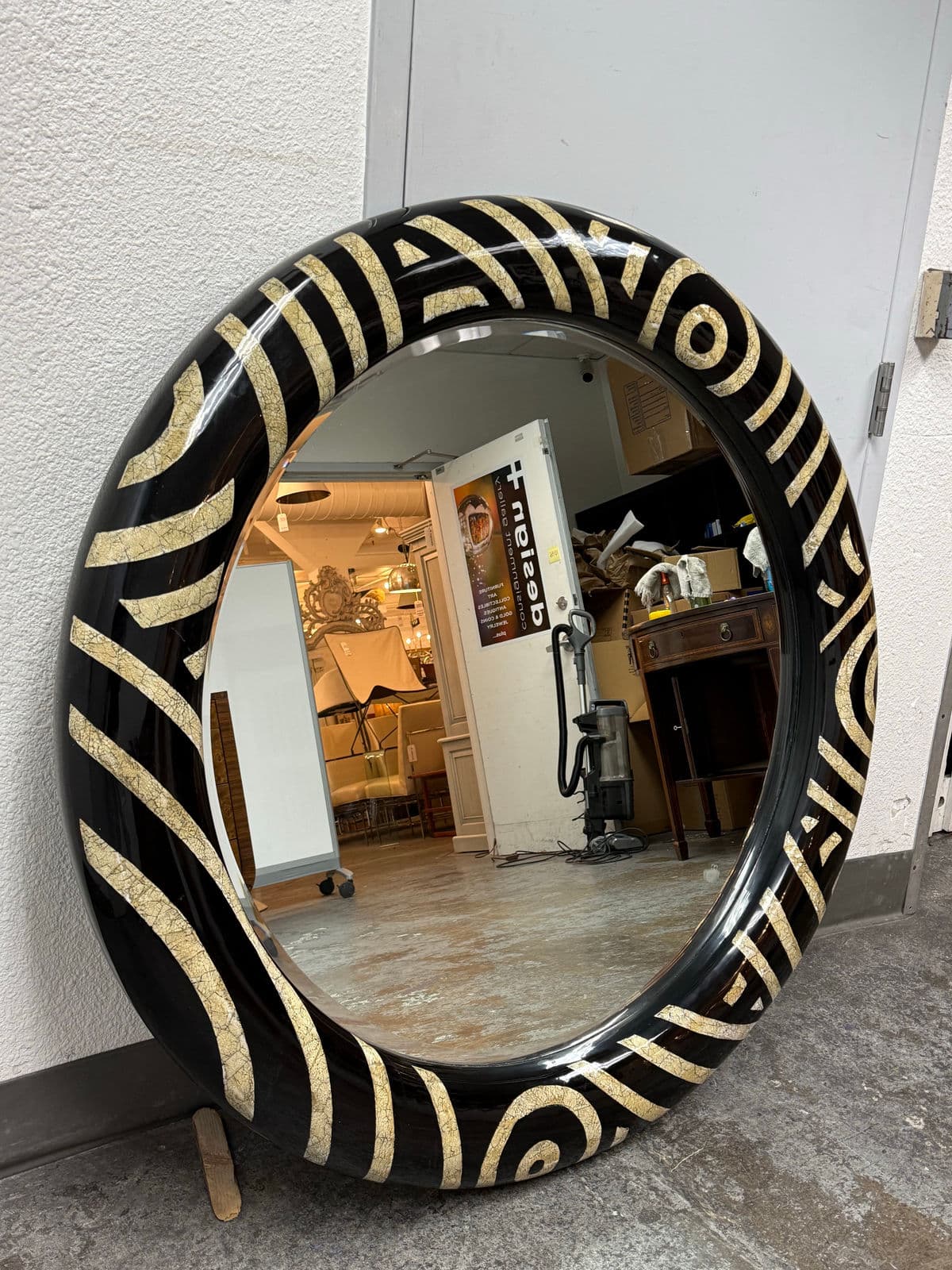 Monumental Africa Collection Eggshell Inlay Wood + Lacquer Wall Mirror, Circa 1970s - Thumbnail 4