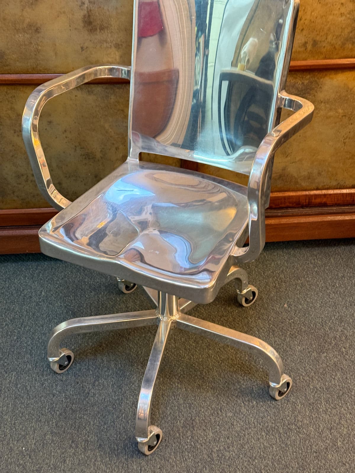 Philippe Starck for Emeco Hudson Swivel Armchair - Thumbnail 13