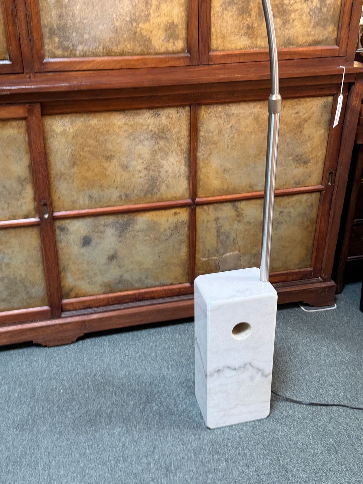 Arching Chrome Floor Lamp With Marble Base - Thumbnail 11