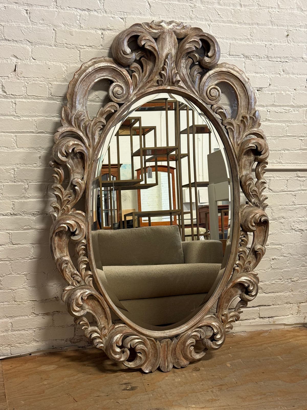 Windsor Art & Mirror Company Oval Rococo Revival Mirror, 20th Century - Thumbnail 3