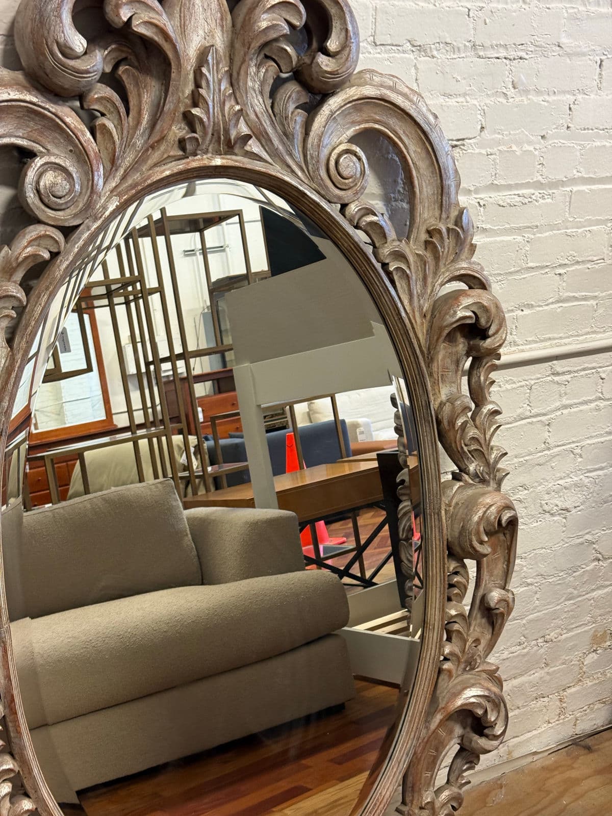 Windsor Art & Mirror Company Oval Rococo Revival Mirror, 20th Century - Thumbnail 9