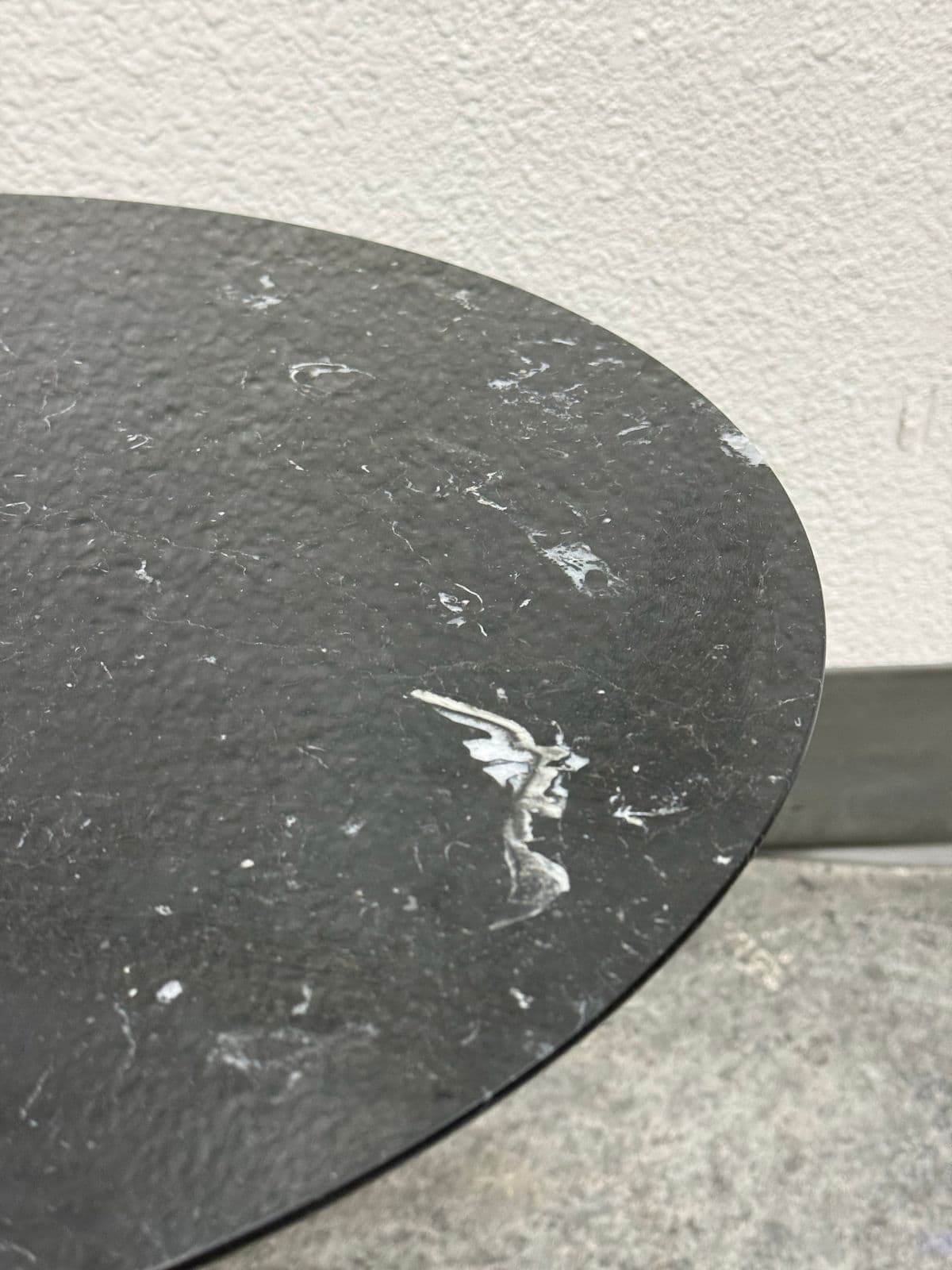 Eero Saarinen Style Round Stone Top Tulip Side Table - Thumbnail 8