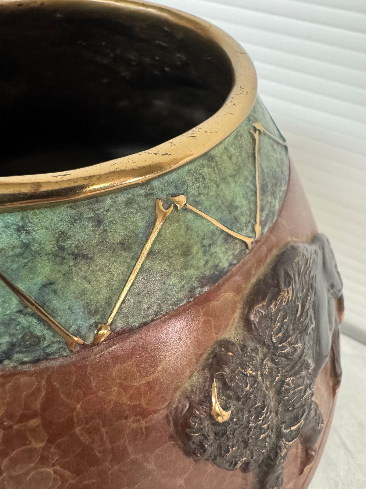 R. Morales Running Buffalo Vase, Signed - Thumbnail 11