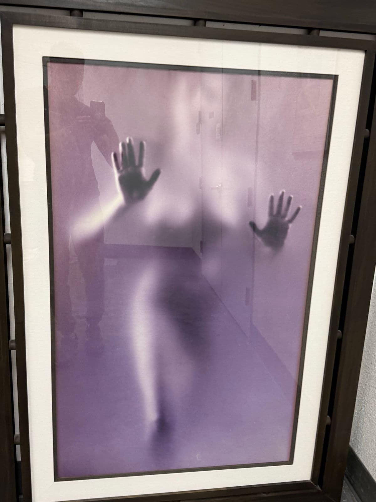 Contemporary Blurred Female Figural Framed Print - Thumbnail 8