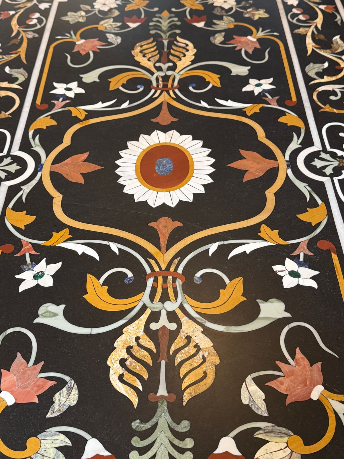 Pietra Dura + Wrought Iron in/Outdoor Table - Thumbnail 10