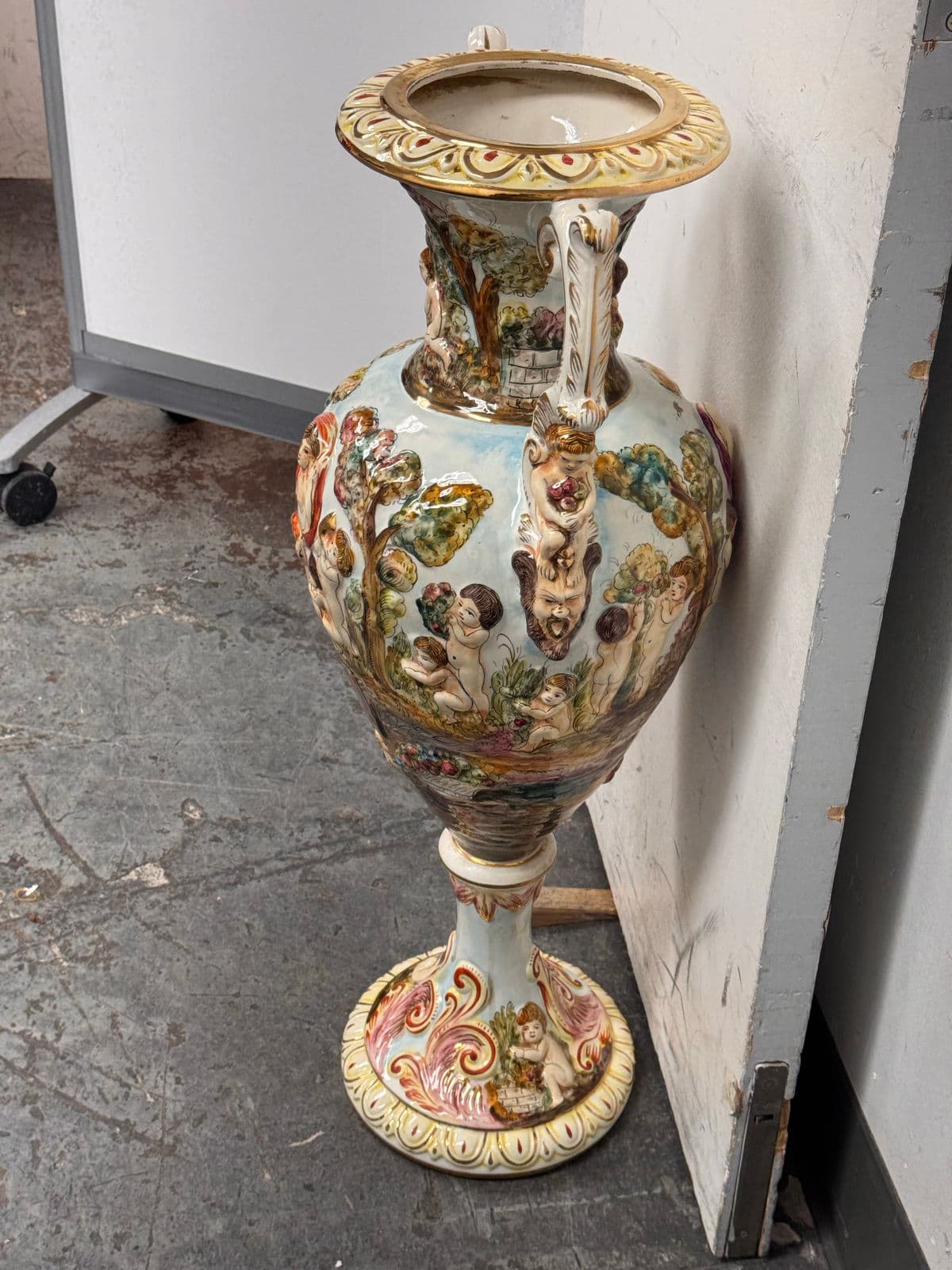 Capodimonte Italian Hand Painted Porcelain Urn - Thumbnail 5