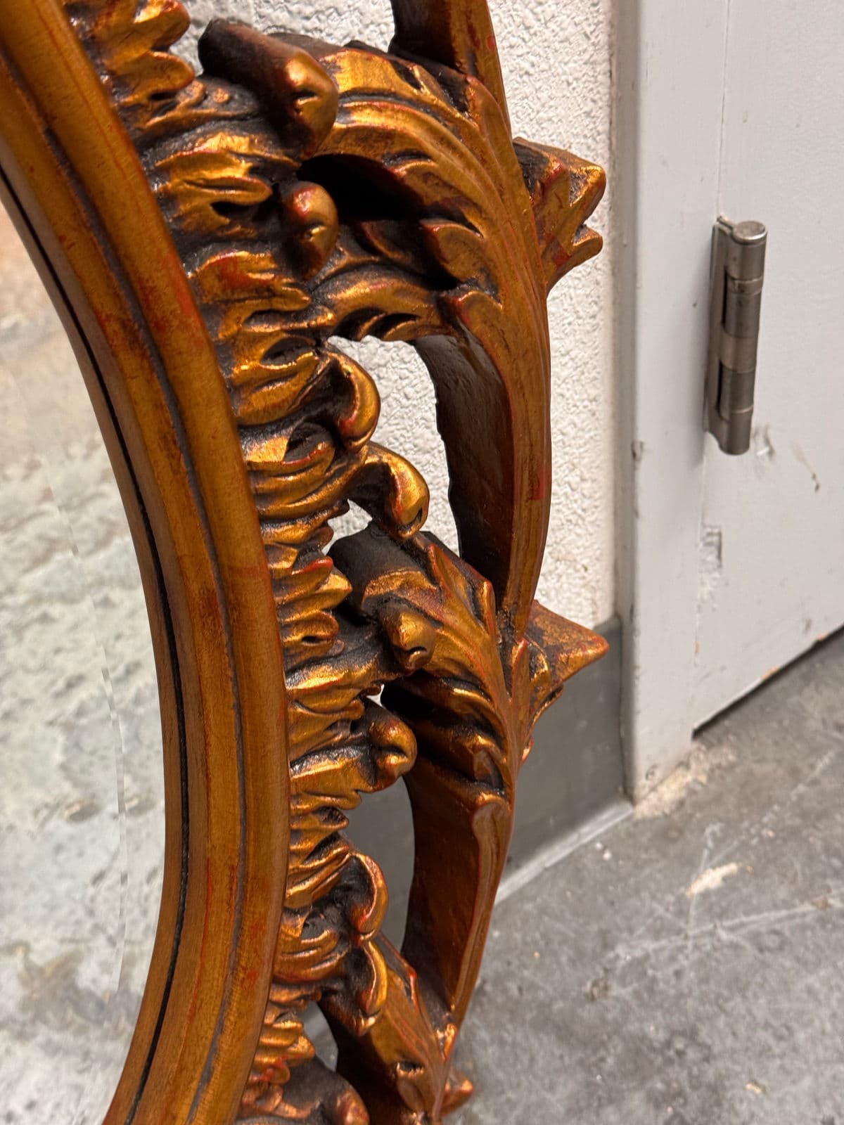 Mexican Rococo Revival Oval Gold Finish Wall Mirror, Late 20th Century - Thumbnail 9