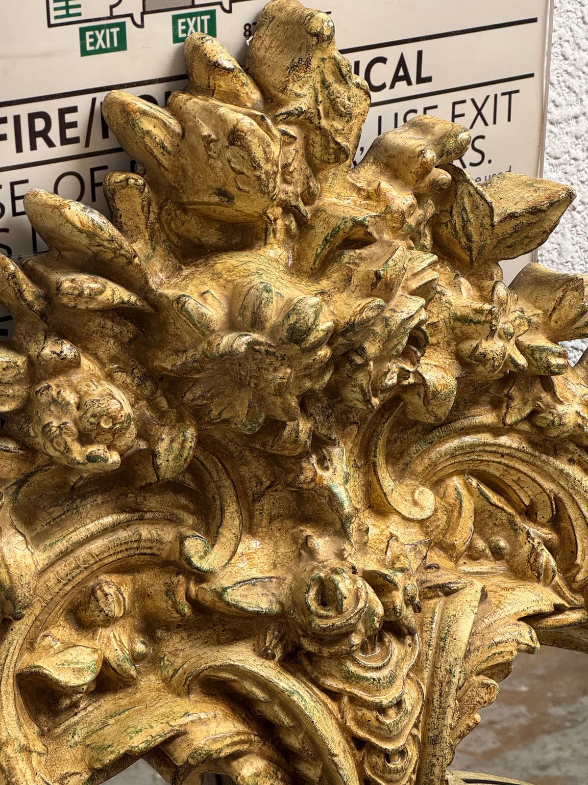 French Giltwood Cushion Wall Mirror - Thumbnail 9