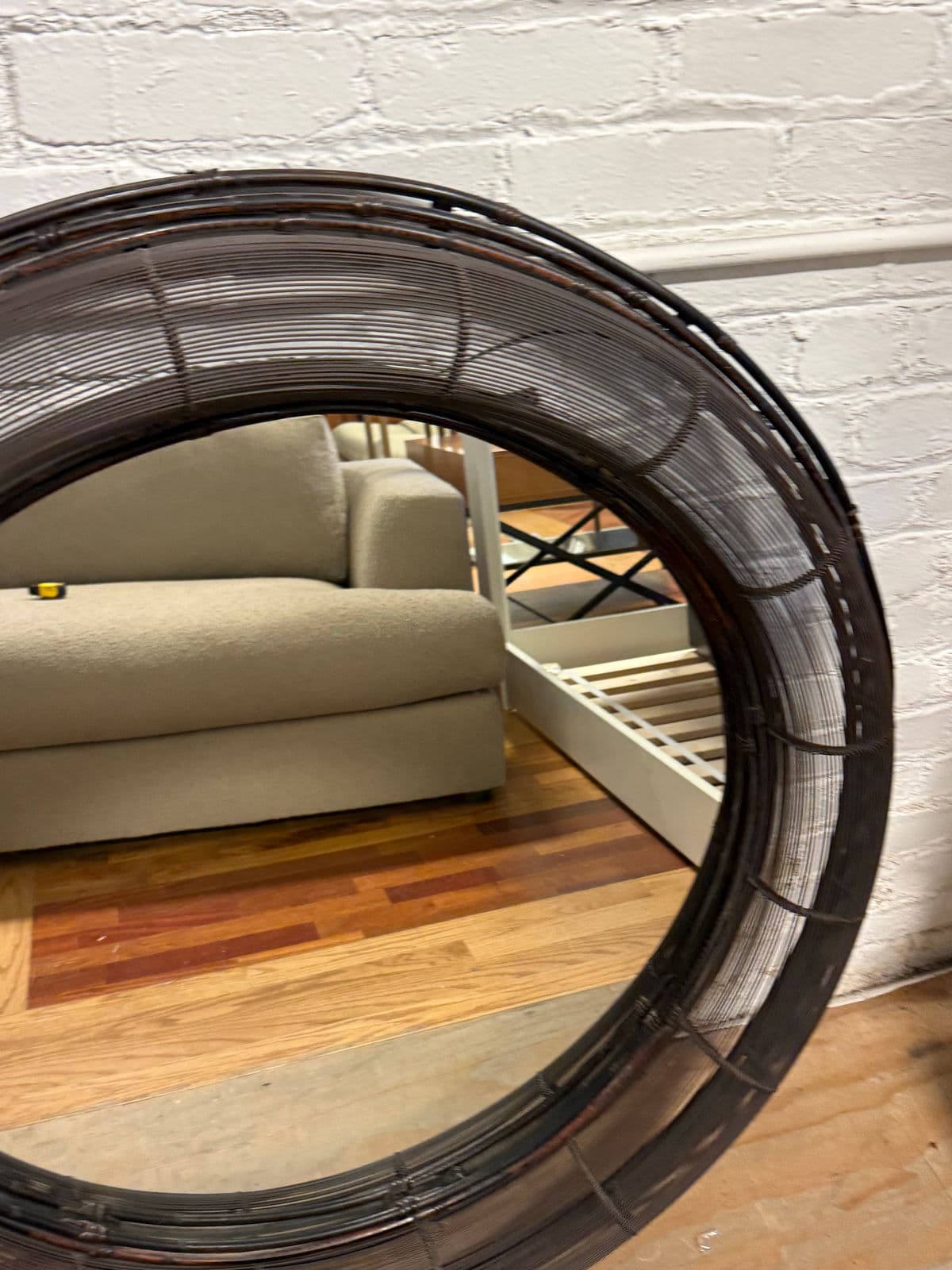 Interlude Home Sculptural Metal Wire Round Wall Mirror - Thumbnail 4