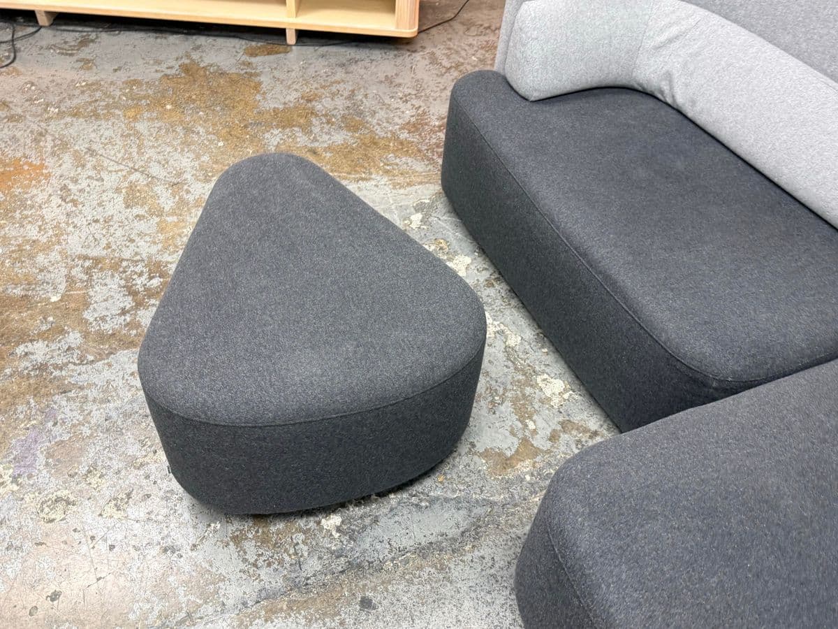 Karim Rashid for BoConcept Ottawa Modular Sofa + Ottoman - Thumbnail 8