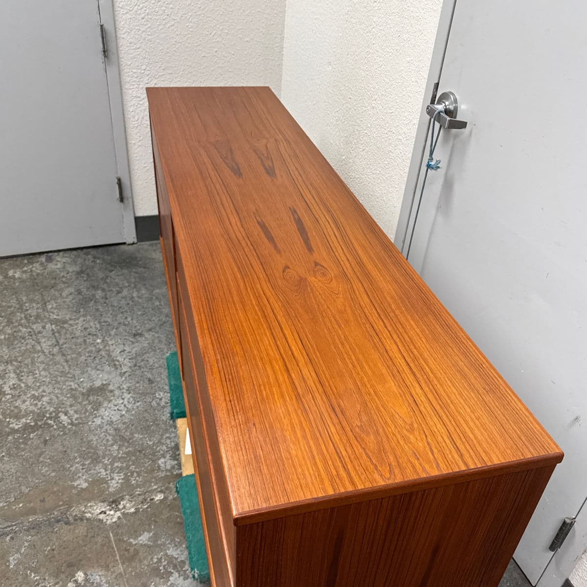 Nils Jonsson for Torring Møbelfabrik Six Drawer Dresser, Circa 1960's - Thumbnail 12