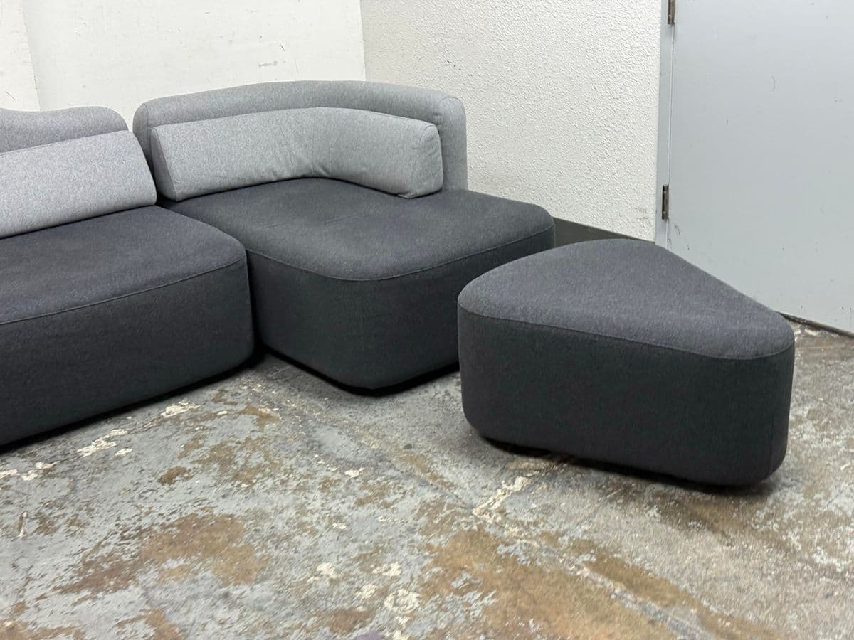 Karim Rashid for BoConcept Ottawa Modular Sofa + Ottoman - Thumbnail 4