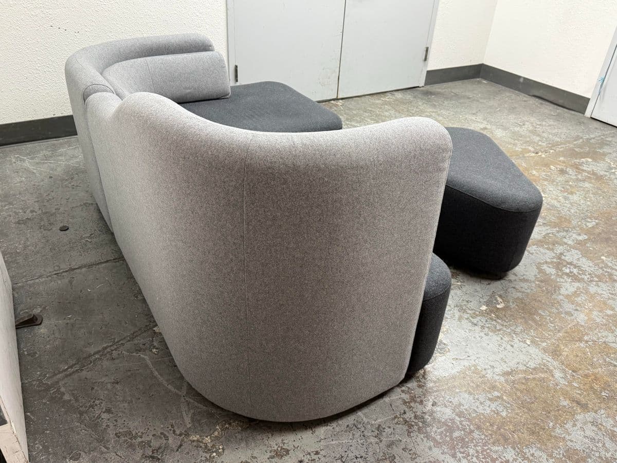 Karim Rashid for BoConcept Ottawa Modular Sofa + Ottoman - Thumbnail 6