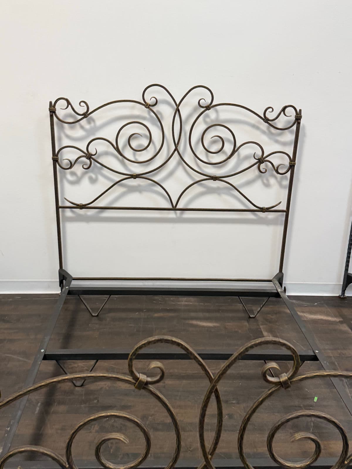 Full Size Claudio Rayes Wrought Iron Bed Frame, Model 20 - Thumbnail 3