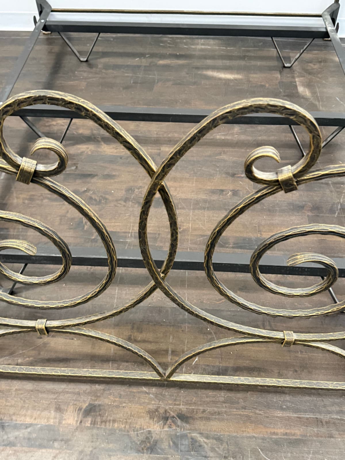 Full Size Claudio Rayes Wrought Iron Bed Frame, Model 20 - Thumbnail 6