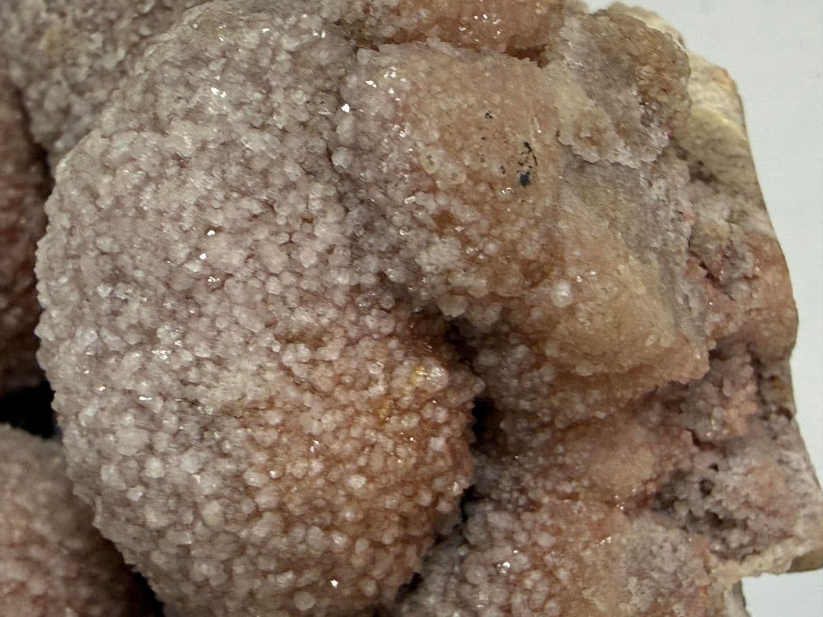 Druzy Quartz Heart on Stand - Thumbnail 12