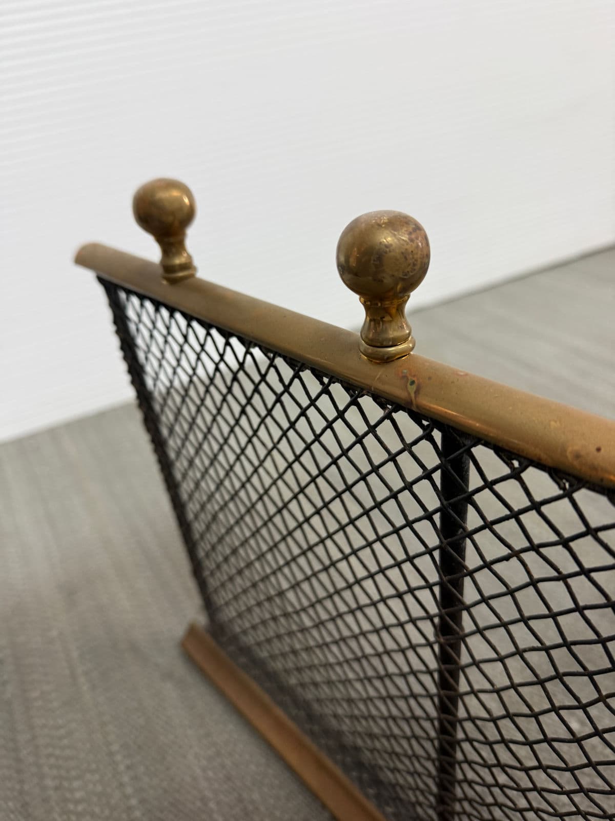 Victorian Brass Fireplace Screen, Early 20th Century. - Thumbnail 6