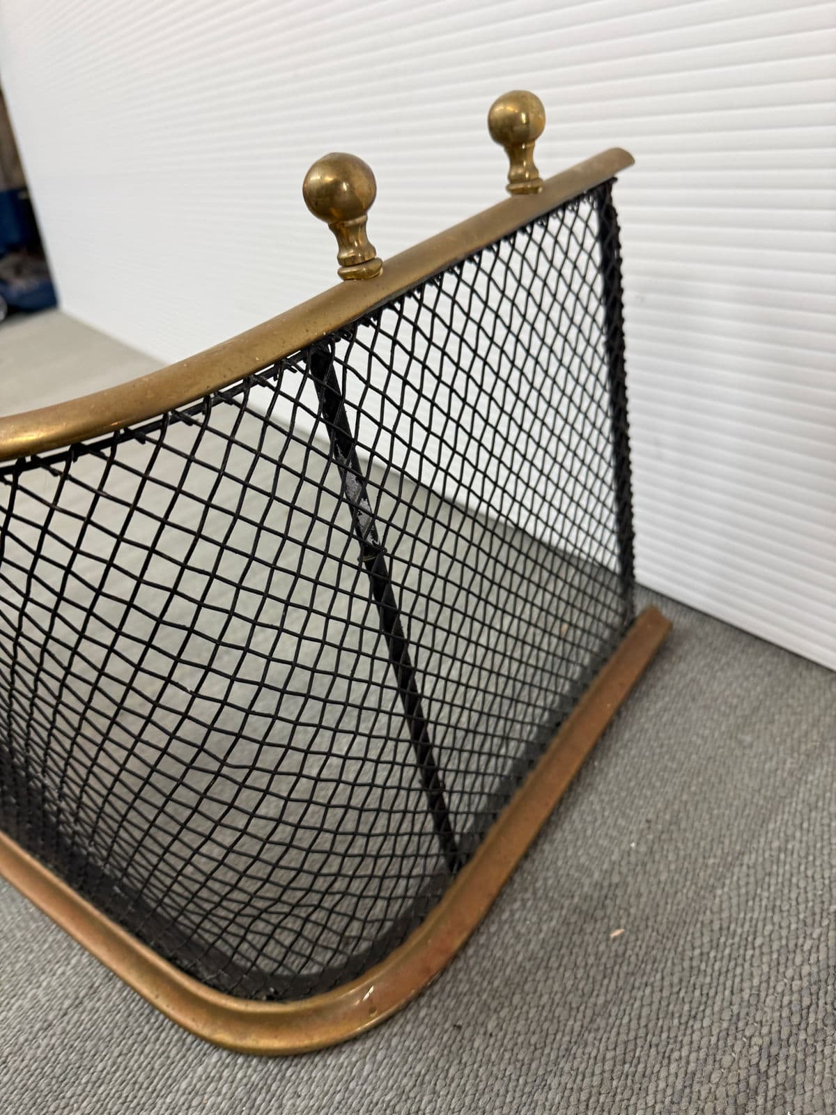 Victorian Brass Fireplace Screen, Early 20th Century. - Thumbnail 8